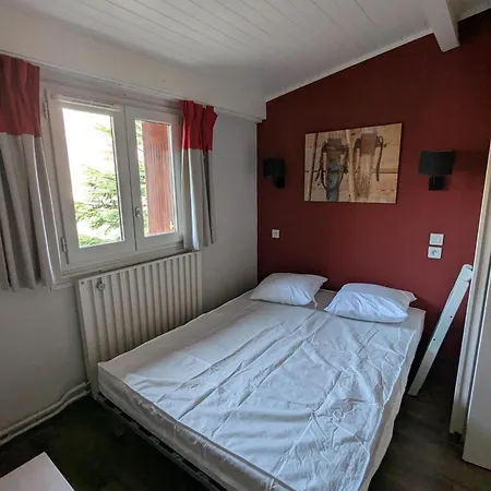 Vvf Hautes-pyrenees Üdülőpark 3*